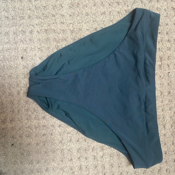 Bikini bottom Carve design - Picture 2 of 3